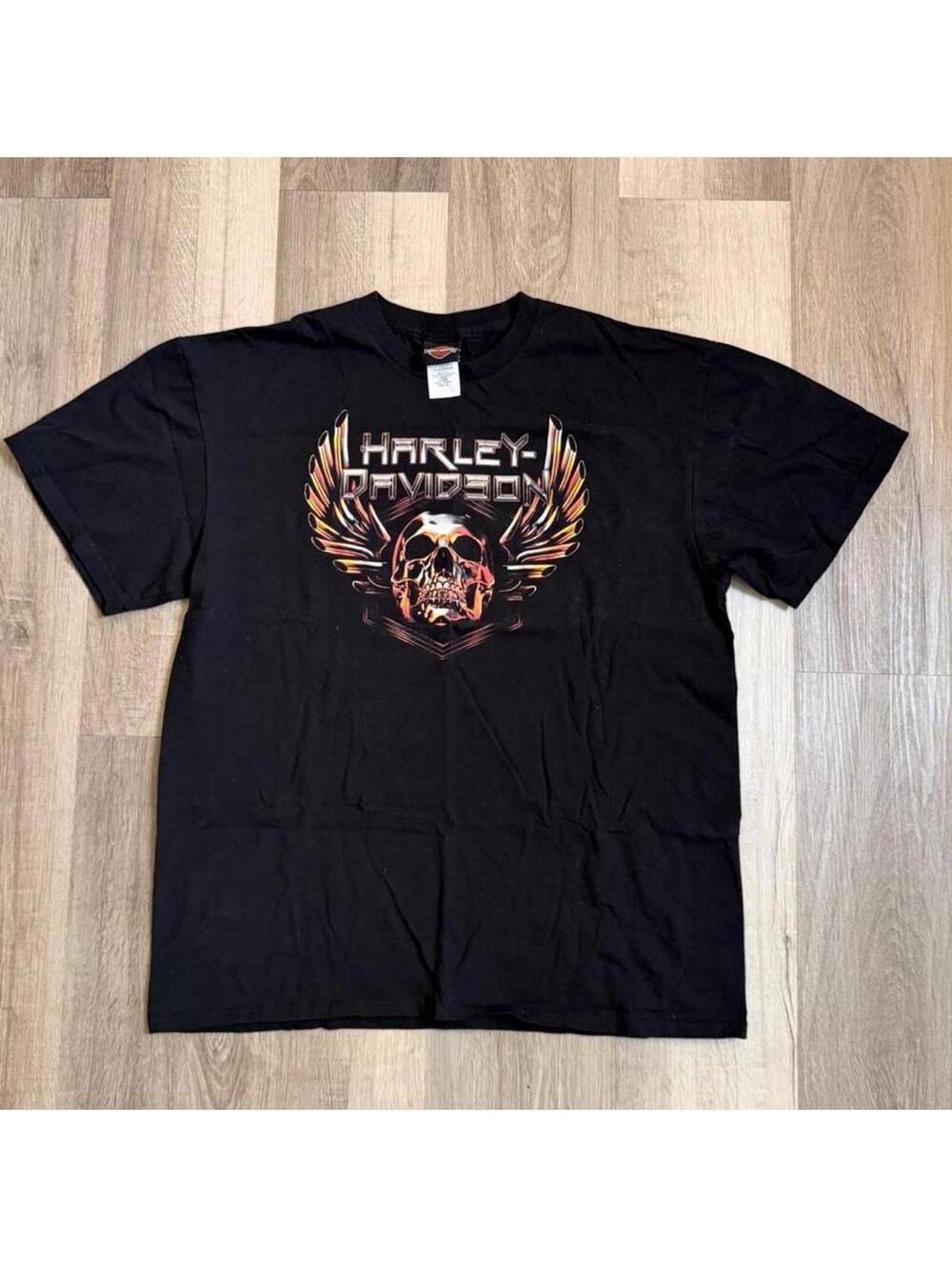 Harley Davidson black t-shirt with Skull  flame design. Size XL #motorcycle